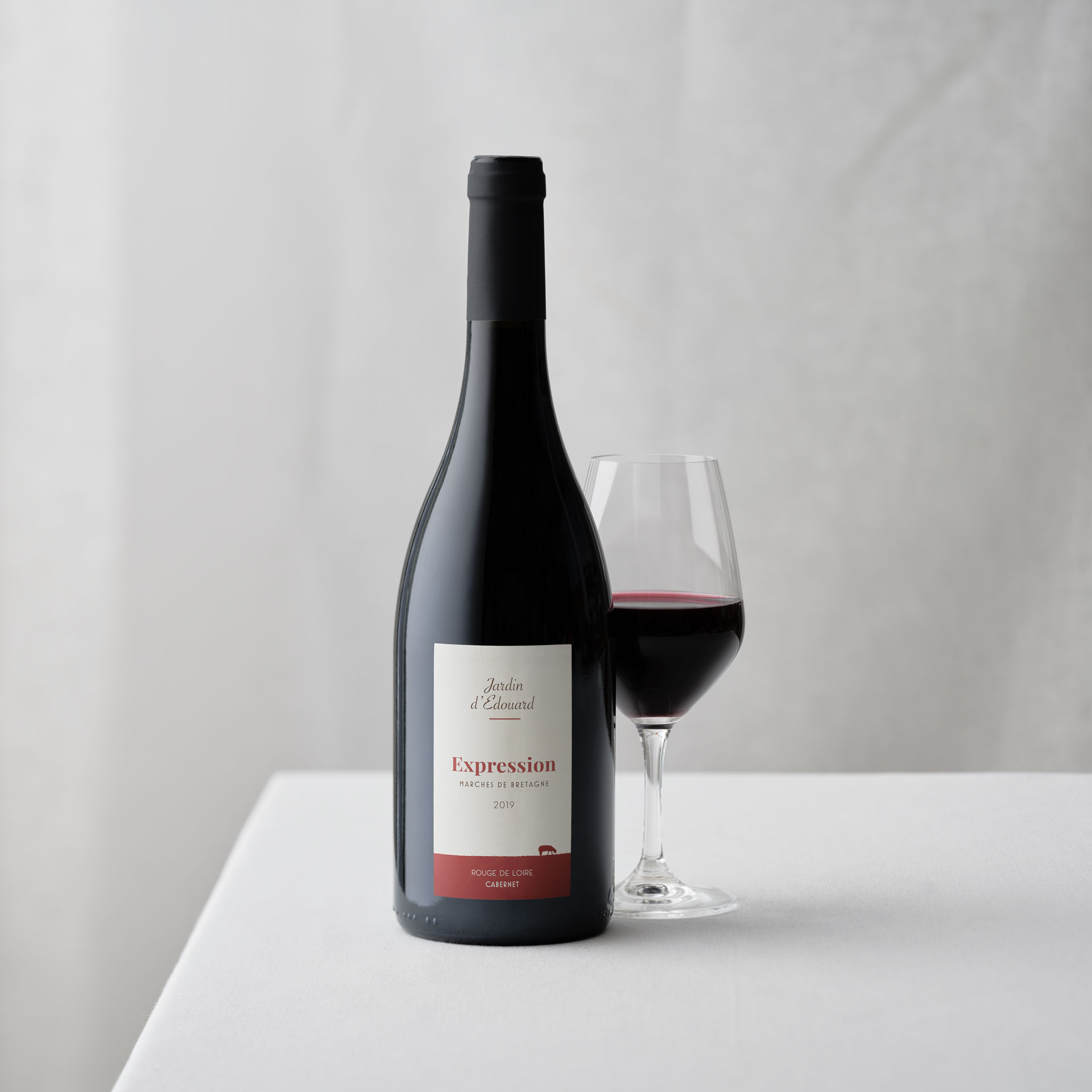 Expression vin rouge de Loire Cabernet